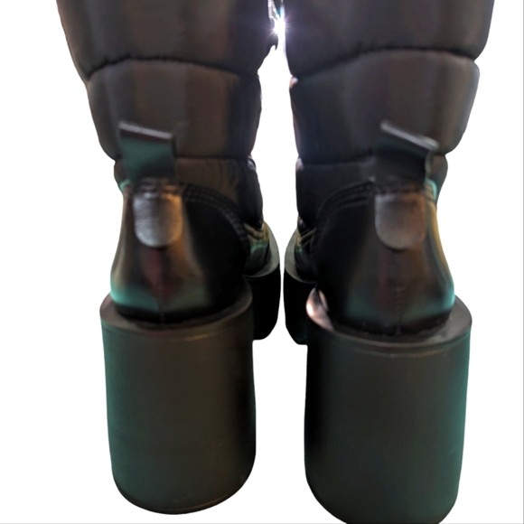 NEW...Larroude Chamonix Boot in Black ... Size 8 - Picture 8 of 12